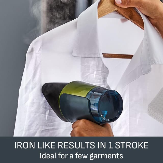 Detalle de Tefal AeroSteam DT9810G0 handheld steamer — fast heat-up