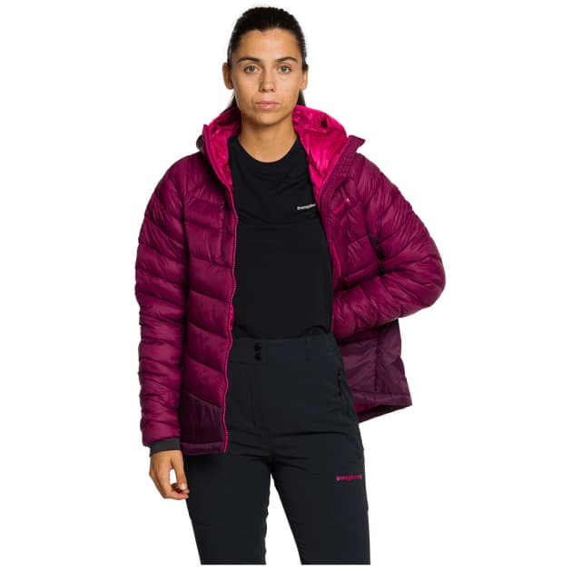 Detalle de Trangoworld Rulhe v02: chaqueta técnica ligera de mujer con Primaloft y repelencia al agua