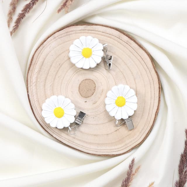 Detalle de com-four® 8x pesi per tovaglie con clip, motivo floreale (circa 40 g) fiori bianchi