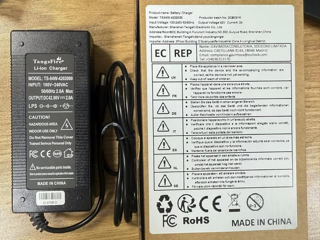 Thumbnail 6 de Caricabatterie 42V per bici e monopattino elettrico