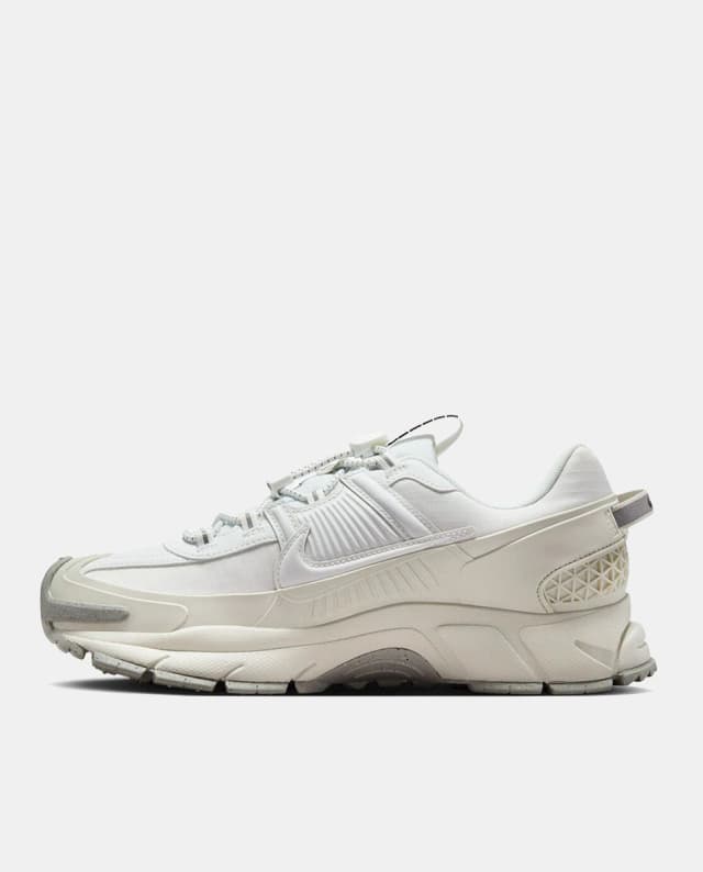 Thumbnail 3 de Nike Vomero Roam zapatillas para mujer