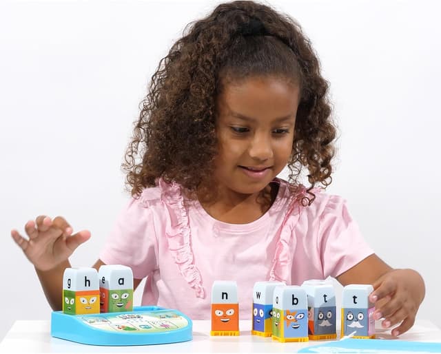 Detalle 2 de Alphablocks Phonics Fun Toy 4 game modes
