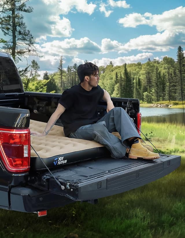 Detalle 2 de JOYTUTUS Truck Bed Air Mattress (5.5–5.8Ft) with Built-in Air Pump, Full Size Short Beds