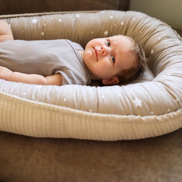 Thumbnail 5 de Nido Bebé Ninho Beige con Estrellas 🌟 para Cuna y Viaje