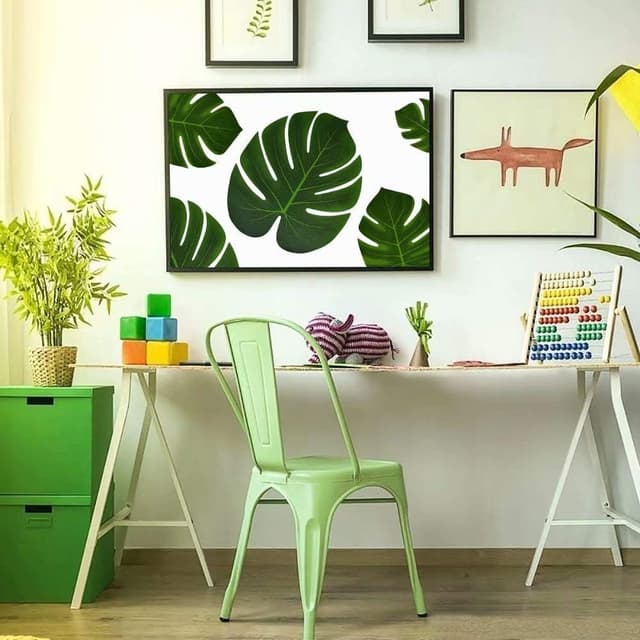 Detalle 2 de UMIKU 60-Piece Tropical Party Decorations Set with Palm Leaves & Hibiscus Flowers