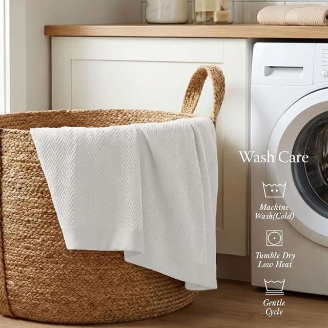 Detalle de Threadmill Home Linen Luxury 100% Cotton King Blanket (Herringbone) – Tusk White, All-Season Cozy