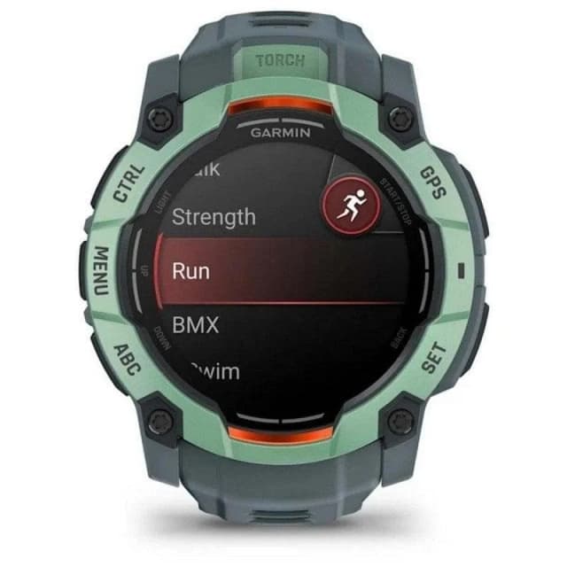 Detalle 2 de Garmin Instinct 3 AMOLED reloj 1,3" 50mm 4GB 😊