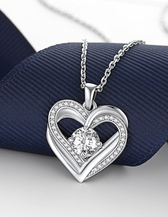 Detalle 2 de MomentWish Halskette für Damen mit 1 Karat Moissanit Herz-Anhänger aus Sterling Silber 925