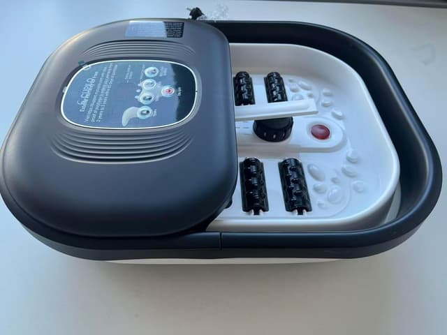 Detalle de Foot Spa Bath Massager with Heat – Collapsible foot soaking tub with bubbles, red light, pumice & shiatsu rollers