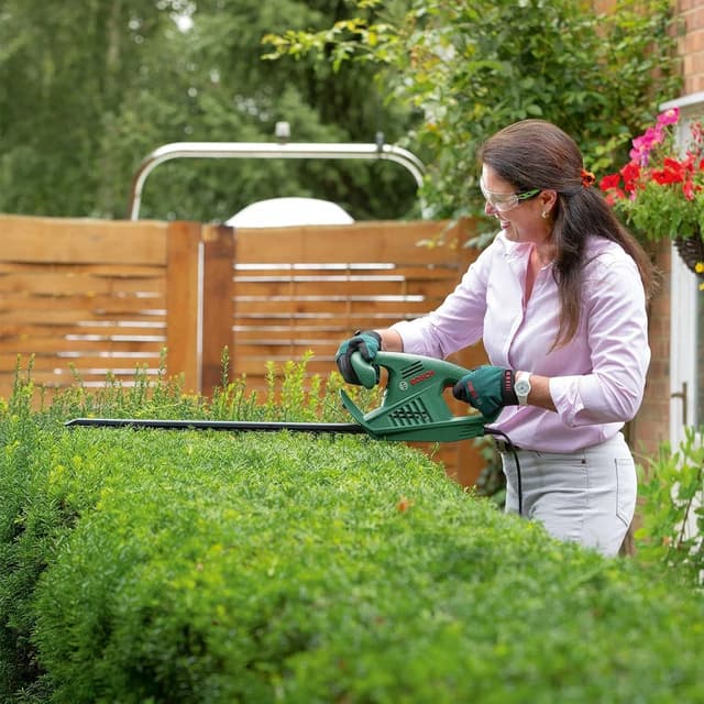 Thumbnail 4 de Bosch EasyHedgeCut 45 420 W hedge cutter