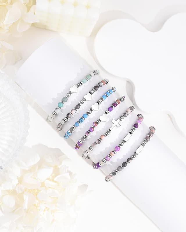 Detalle 2 de Seyaa Cadeau Anniversaire Fille : bracelet en pierre naturelle personnalisable (trèfle à 4 feuilles)