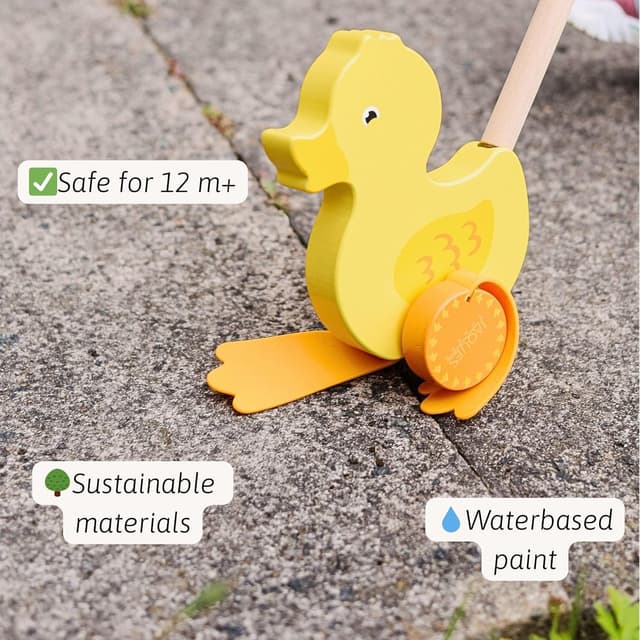 Detalle de Jaques of London Waddles the Duck Wooden Push Along Toy (12 months+) for first steps