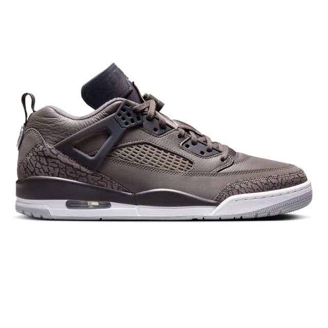 Detalle de Jordan Spizike Low zapatillas baloncesto