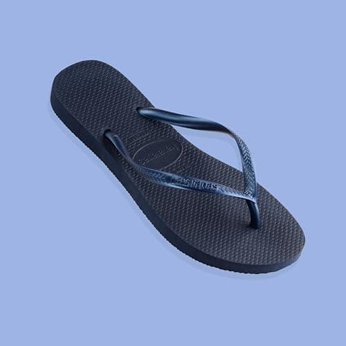 Detalle de Havaianas Slim para mujer: chanclas elegantes con suela texturizada para agarre