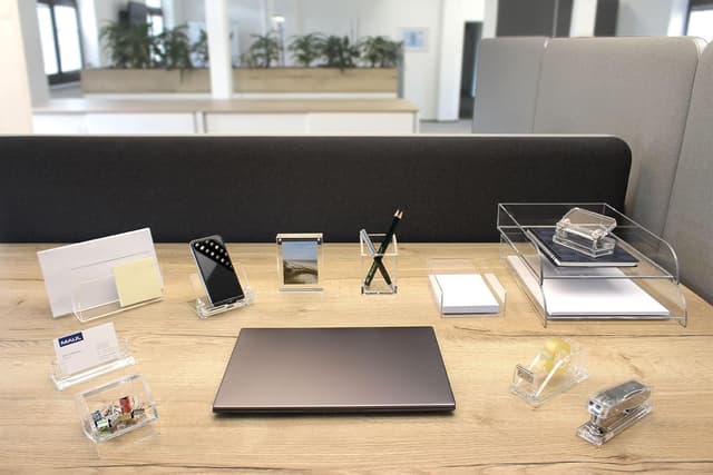 Detalle de MAUL porte-cartes en acrylique transparent avec 2 compartiments