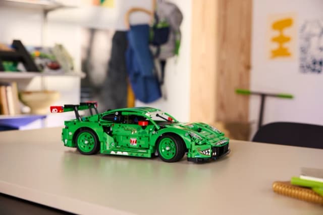 Thumbnail 11 de LEGO Technic Porsche 911 GT3 R