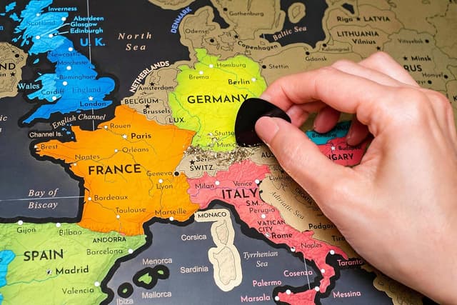 Thumbnail 2 de W WANDERLUST MAPS Carte du Monde à gratter 61×43 cm 🗺