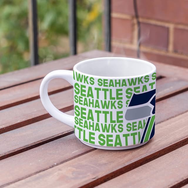 Detalle de Rico Industries NFL Football 14oz Metro Ceramic Coffee Mug (Team Colored)