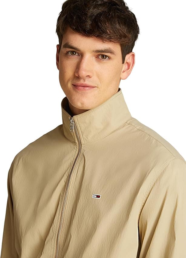 Detalle de Tommy Jeans Cazadora Essential cortavientos XXL Beige