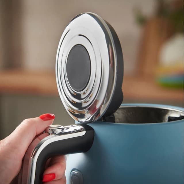 Detalle de Russell Hobbs Hanley 1,7 L hervidor retro