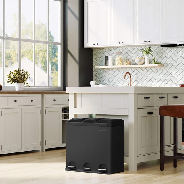 Detalle 2 de SONGMICS LTB54B Pattumiera 54L a 3 sezioni