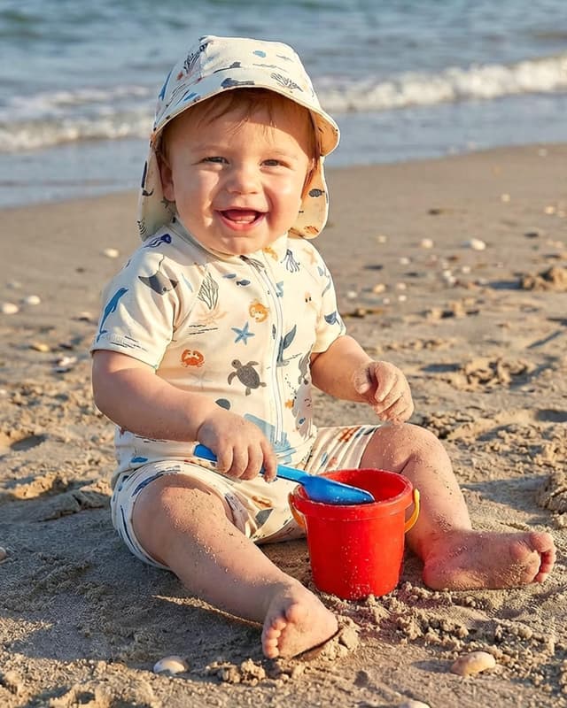 Detalle de DivingBirds UV-Badebekleidung Baby: Badeanzug mit Hut, UPF 50+ für Babys & Kinder (3 Monate–4 Jahre)