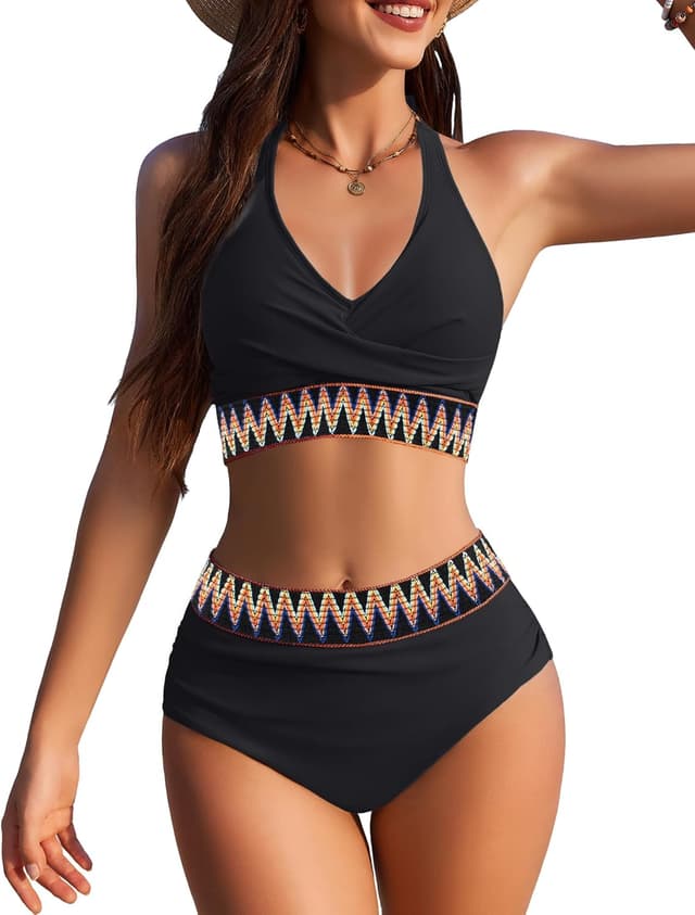 Detalle de AI’MAGE set bikini donna a vita alta con controllo pancia, blocchi di colore e imbottitura removibile