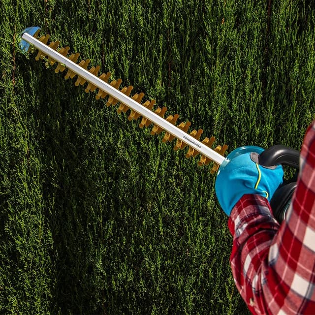 Detalle de Cecotec Tagliasiepi Elettrico TitaniumSword 610 XL (61 cm) 500W con motore brushless e impugnatura rotante