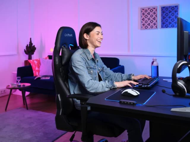 Thumbnail 9 de Trust GXT 923W Ybar kabellose Gaming-Maus (weiß) mit bis zu 7.200 dpi und RGB