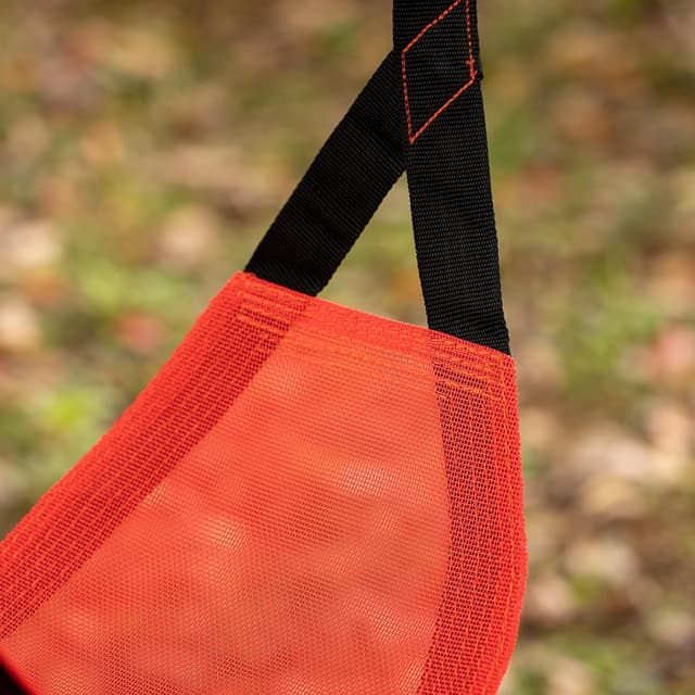 Detalle 1 de Kids Mesh Tree Swing with Adjustable Strap (Red) – Indoor/Outdoor Patio Playground Fun