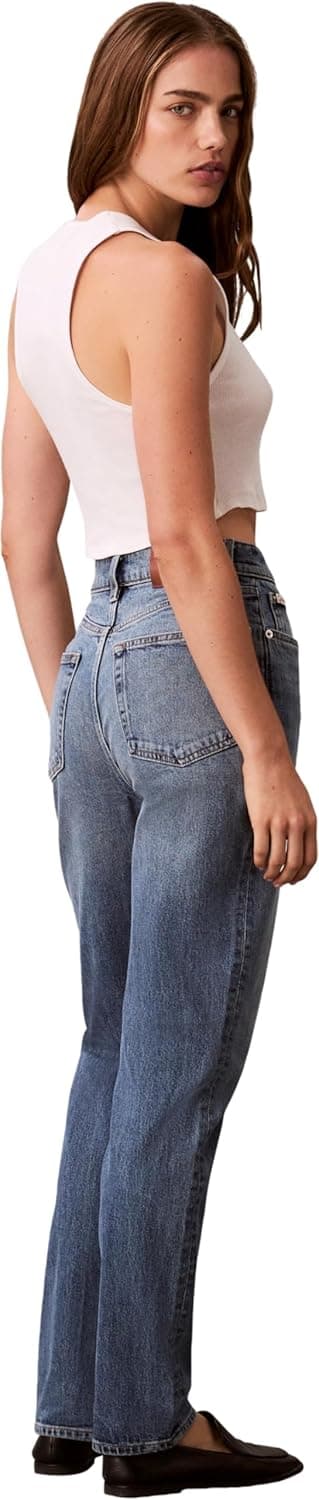 Detalle 2 de Calvin Klein women’s jeans: a sustainably produced everyday staple