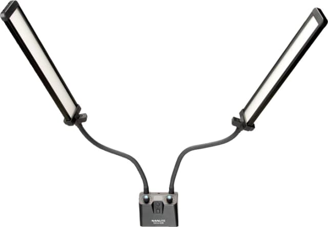 Detalle 2 de Nanlite Mira 26B Beauty Light + Stativ – Studiolampe für weiches Licht in Vlogs & Selfies