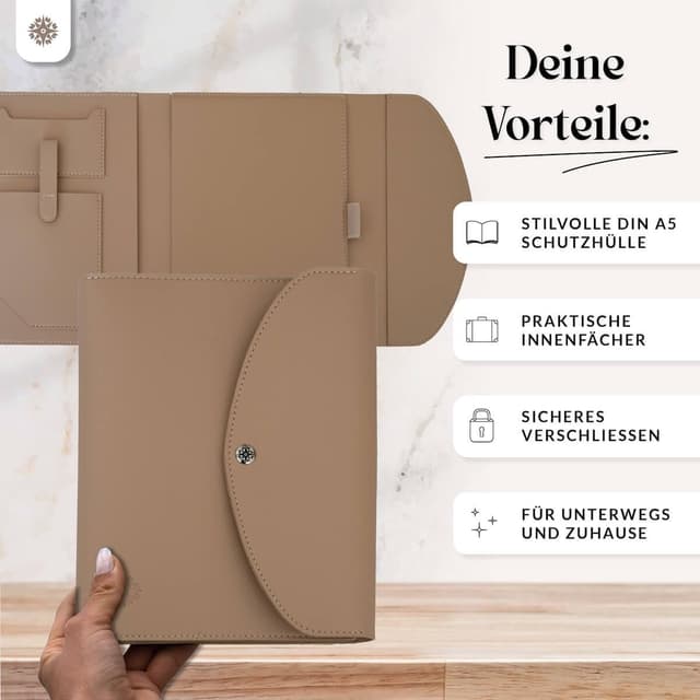 Detalle 2 de Lebenskompass Buchhülle A5 aus veganem Leder