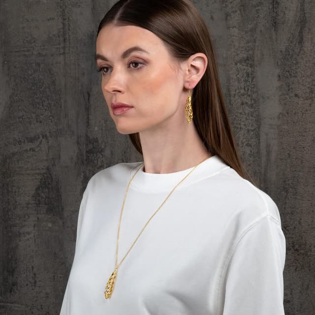 Detalle de Collier long namana pour femme et jeune fille, grand pendentif spirale torsadé