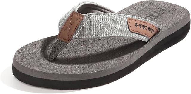 Detalle de FITORY Men’s Flip-Flops (Thongs) with Arch Support for Beach, Pool, and Travel