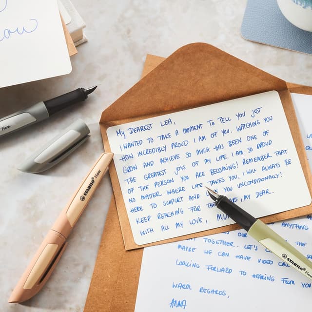 Thumbnail 6 de STABILO Flow stylo-plume rechargeable gris bleu, plume acier inox avec pointe iridium