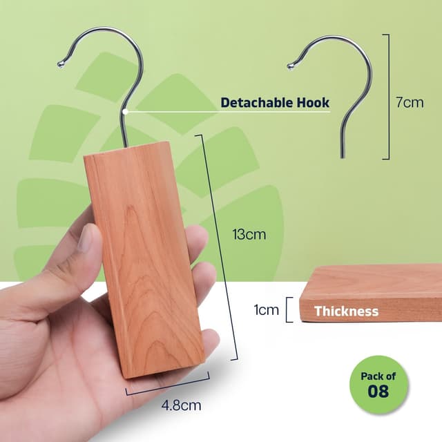 Detalle de Pack of 8 Cedarwood hanging moth repellent blocks for wardrobes and drawers