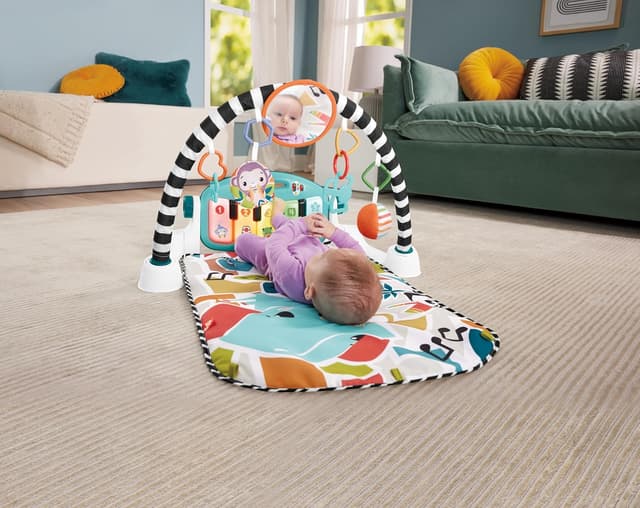 Detalle 2 de Fisher-Price Glow & Grow Gimnasio con sonidos y luces 🐻