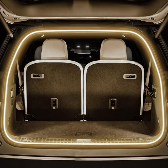 Detalle de Vsshe car LED strip light for trunk (4m) with automatic sensing, warm light