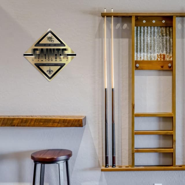 Detalle de Rico Industries NFL Football Metal Sign, 16.5" x 16.5" Wall Décor for Bedroom, Office & Man Cave