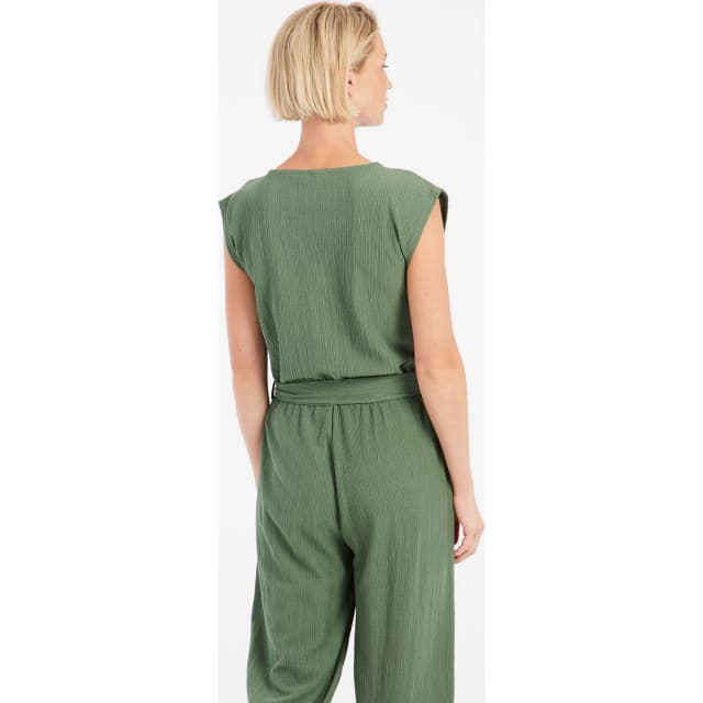 Detalle 2 de Protest mono de mujer Caron con escote en V, sin mangas y cierre con cinturón