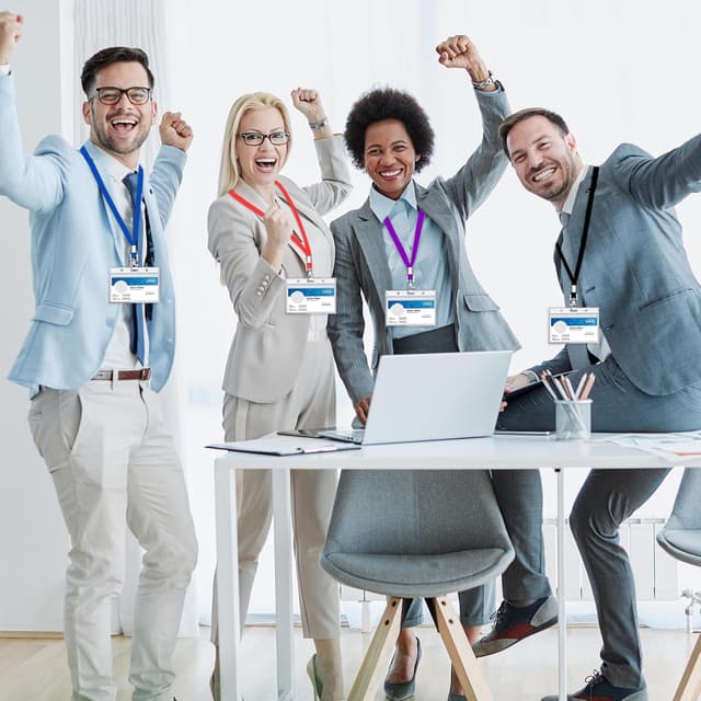 Detalle de XHDA 20-pack colourful neck lanyards with clear PVC card holders (for ID cards and staff)