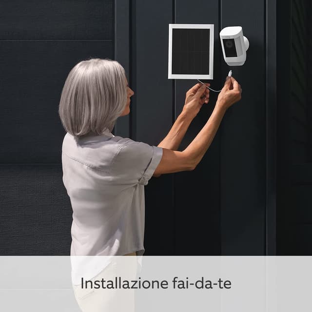Detalle 2 de Ring Videocamera Pro con faretti a energia solare (Spotlight Cam Pro Solar) 2K