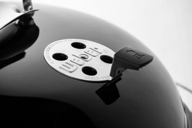 Detalle 2 de Weber Master Touch GBS E-5750 57 cm