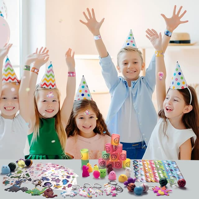 Detalle de Kids party bag fillers with 62 toys