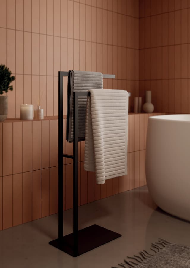 Thumbnail 1 de Cosmic Toallero de pie Essentials