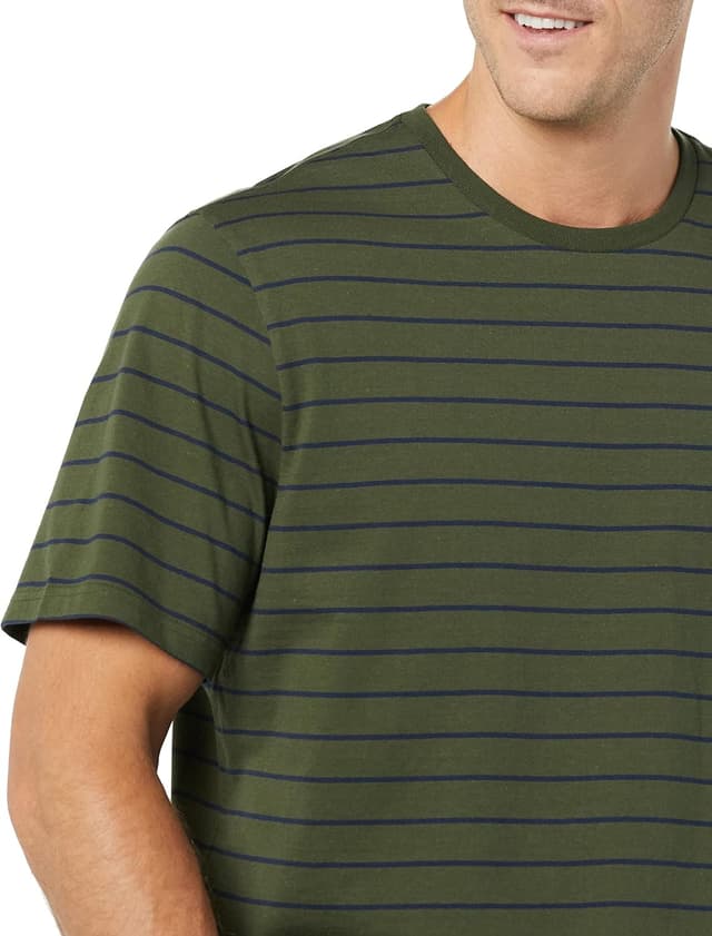 Detalle 2 de Amazon Essentials Men’s Short-Sleeve Crewneck T-Shirt (Lightweight Cotton Jersey)