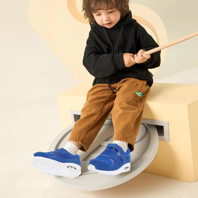 Detalle 2 de Mioceko Kids Trainers Hoop and Loop School Shoes with Air Cushion Sole