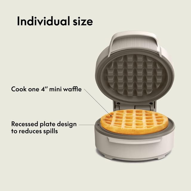 Detalle de bella Snack-n-Store Mini Waffle Maker (EverGood™ Ceramic Nonstick, 350W) — Oatmilk