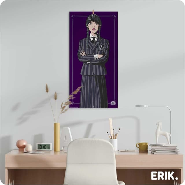 Detalle 2 de Grupo Erik Calendario pared Miércoles Addams 30x30 cm